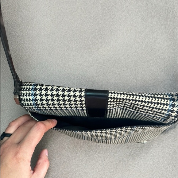 Ralph Lauren Houndstooth Purse - Picture 5 of 7